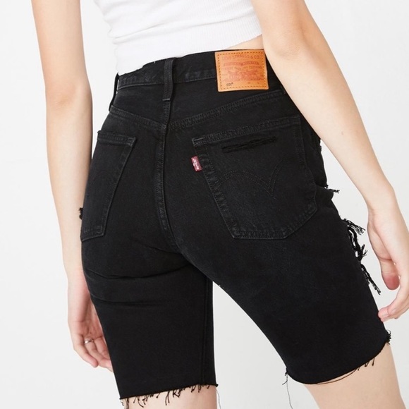 Levi’s 501 Long Slouch Shorts - Picture 2 of 7